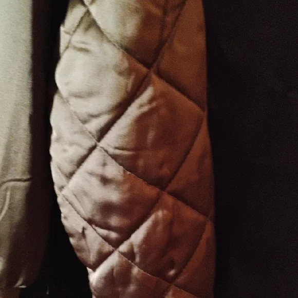 H&M Tan Bomber Jacket with Quilted Sleeves - Picture 7 of 9